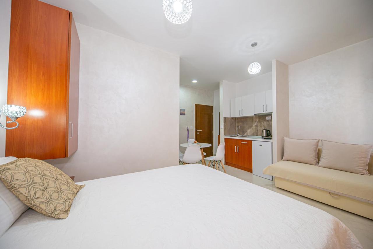 Kristal Apartmani Čanj Esterno foto