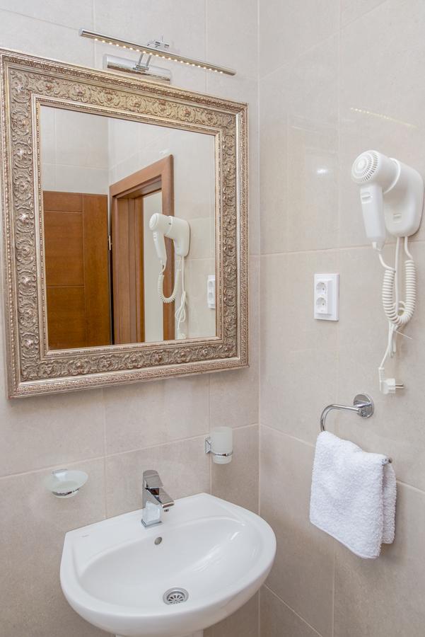 Kristal Apartmani Čanj Esterno foto
