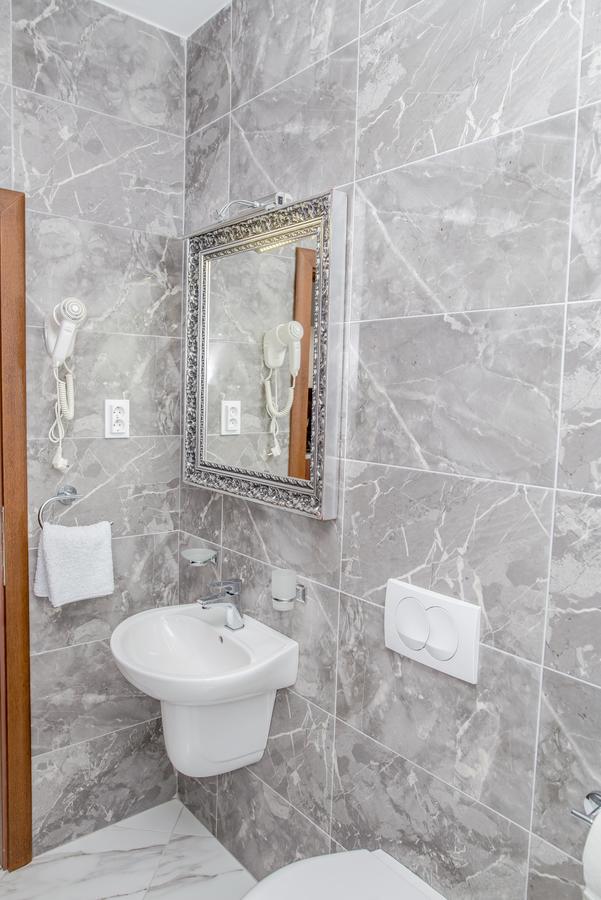 Kristal Apartmani Čanj Esterno foto